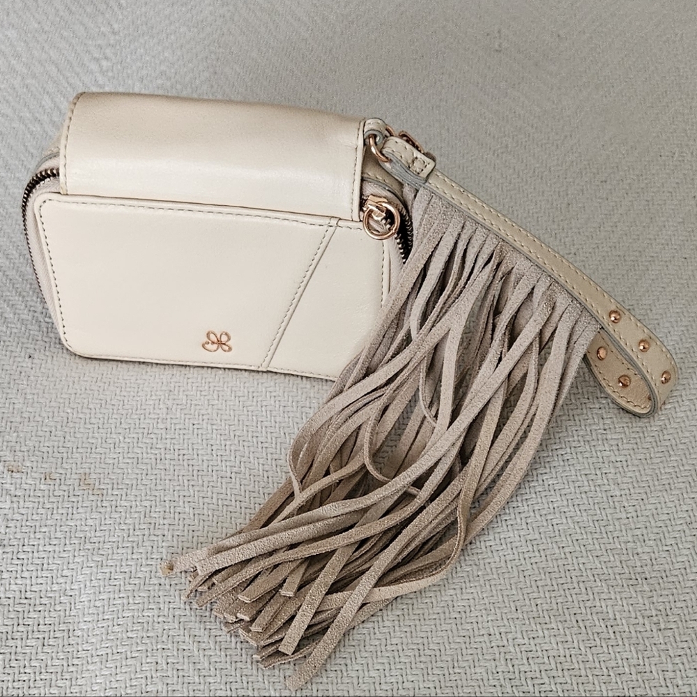 Elegant Cream Leather Wristlet Tassel Bag - Picture 7 of 7